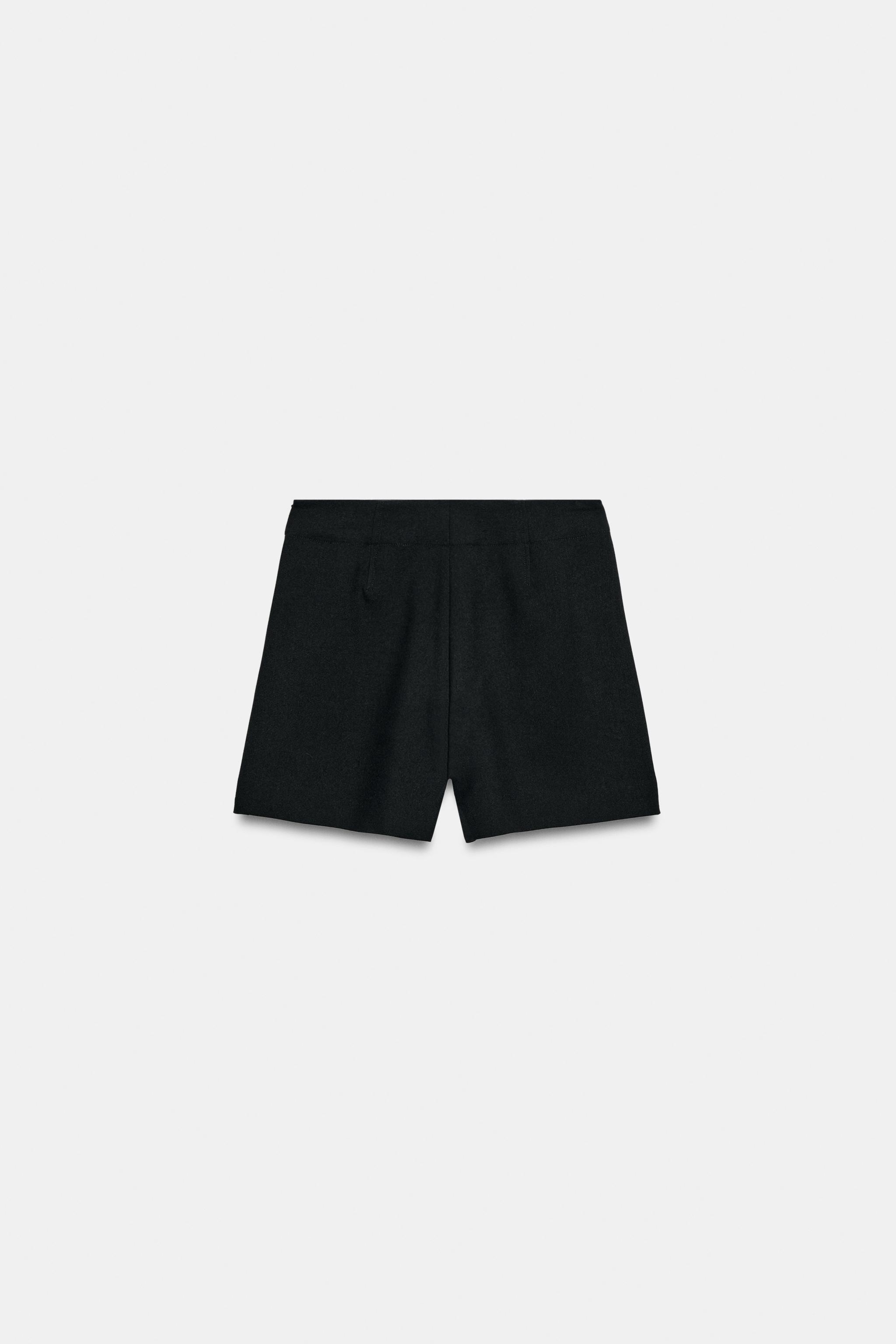 PLEATED SHORTS